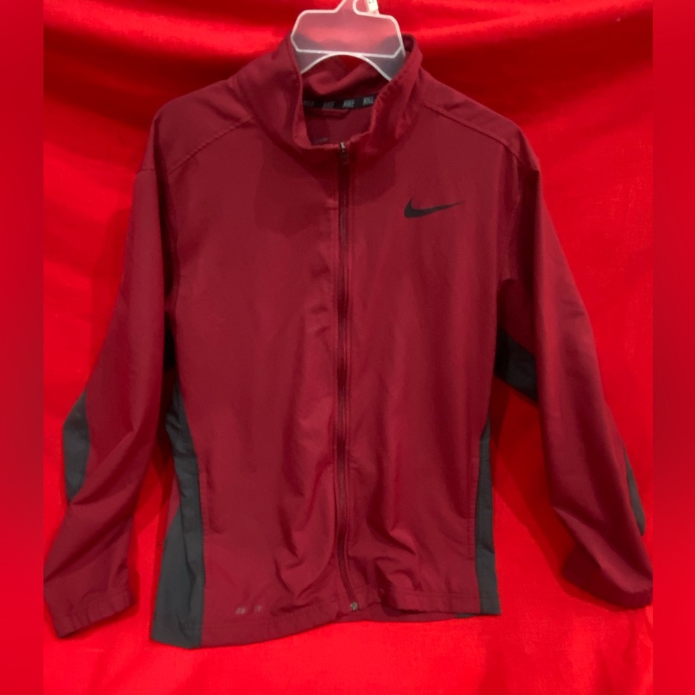 Nike Dri-Fit Sweater